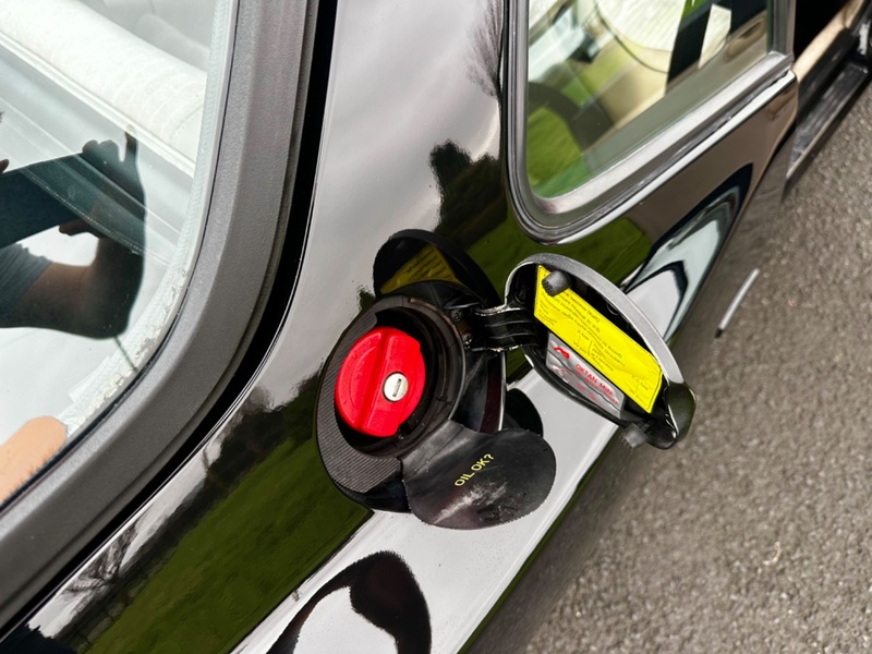 PORSCHE 944